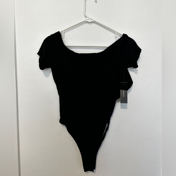 Lulu’s off the shoulder backless bodysuit - Picture 2 of 6